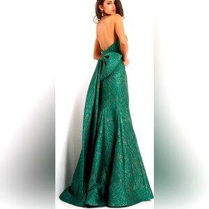 NWT: The Jovani 04158 Green Strapless Mermaid Evening Gown Size 8
